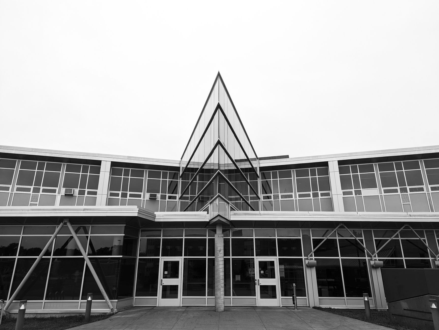 1. Volunteer Ministry Center (VMC) — Your First Stop for Housing Help
